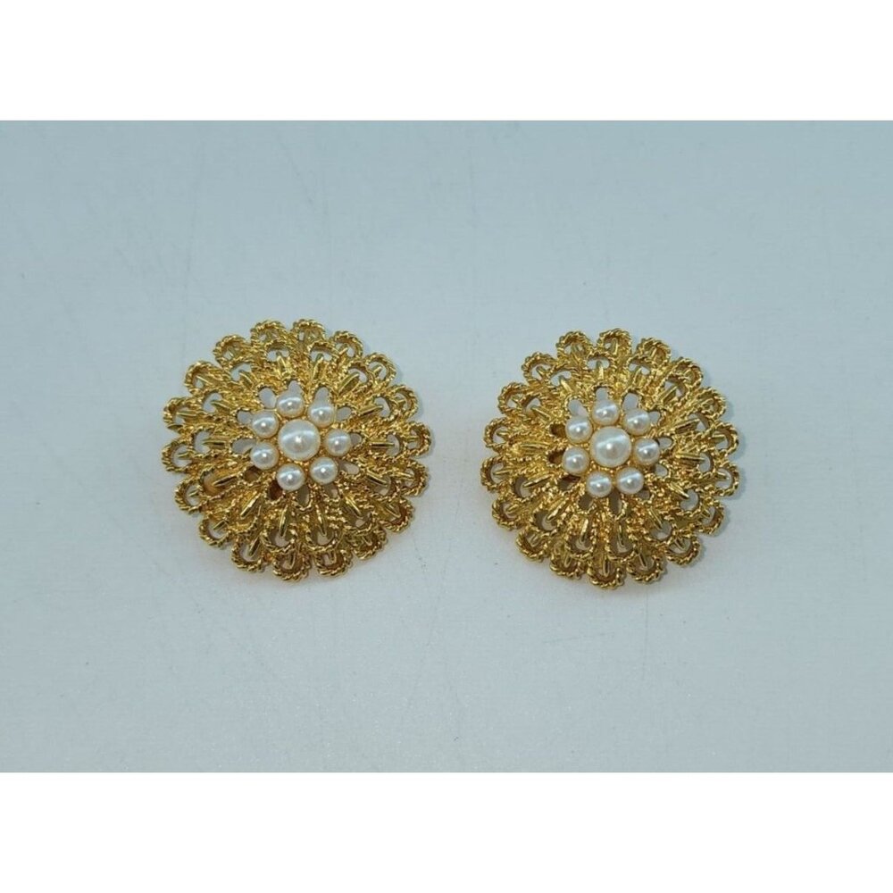 Vintage Signed AVON Faux Pearl‎ Flower Dome Open Work Gold Tone Clip On Earrings